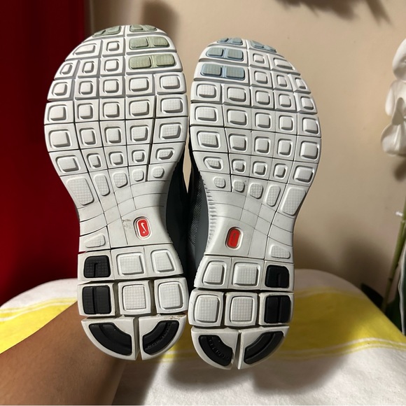Nike Free Womens Running Shoes - Picture 4 of 5